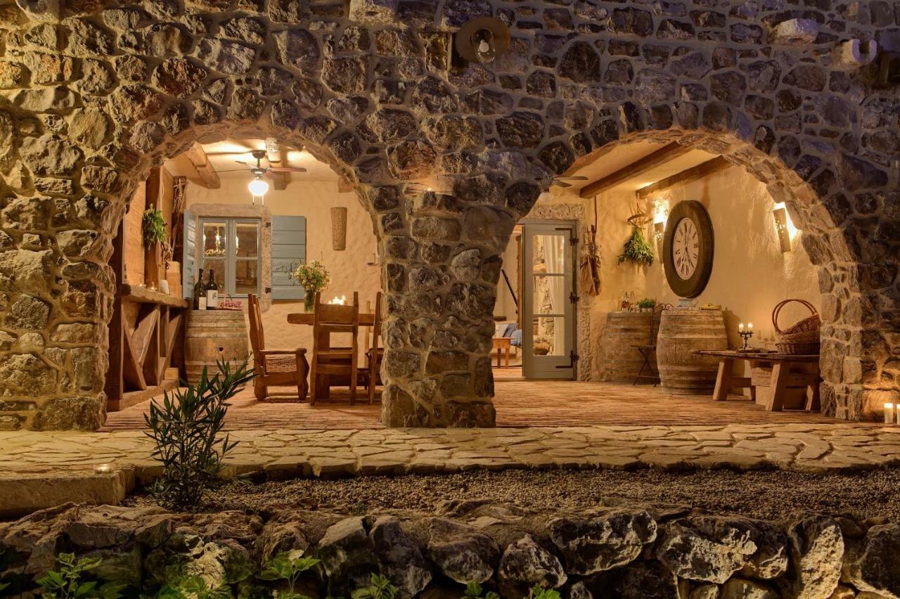 Heritage Villa Aquamarine Malinska Exterior foto