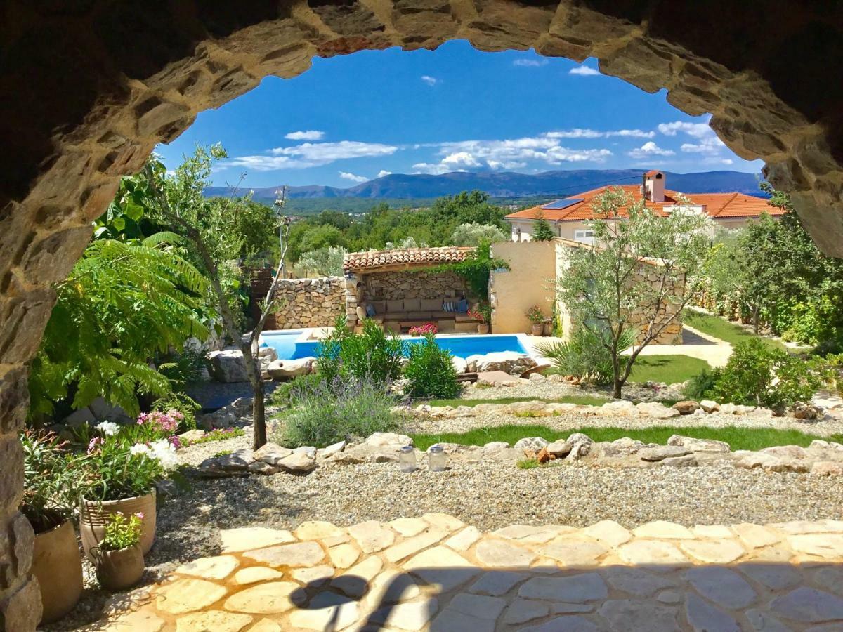 Heritage Villa Aquamarine Malinska Exterior foto