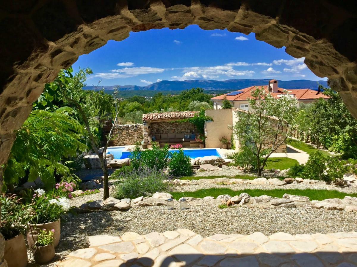 Heritage Villa Aquamarine Malinska Exterior foto